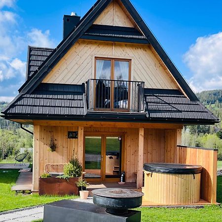 Domki Fox House Z Jacuzzi Elektrycznym Na Wylacznosc 코스실리스코 외부 사진